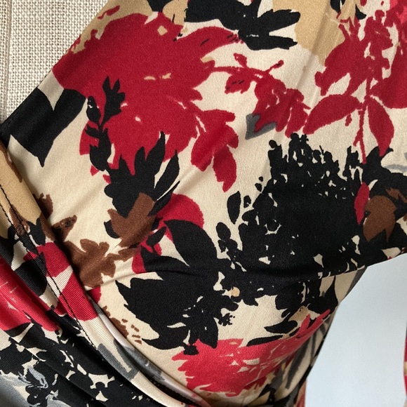 Revd’elle wrap top size small - Picture 3 of 7